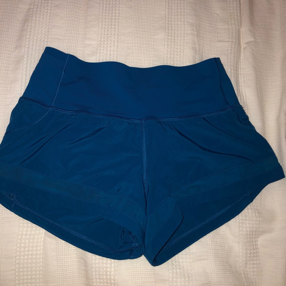 Lululemon size 4 blue shorts